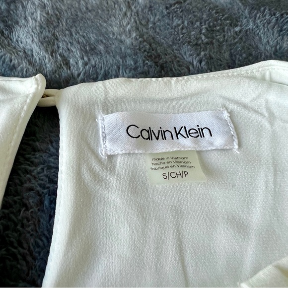 ✨Calvin Klein White Women's Blouse - Picture 6 of 9